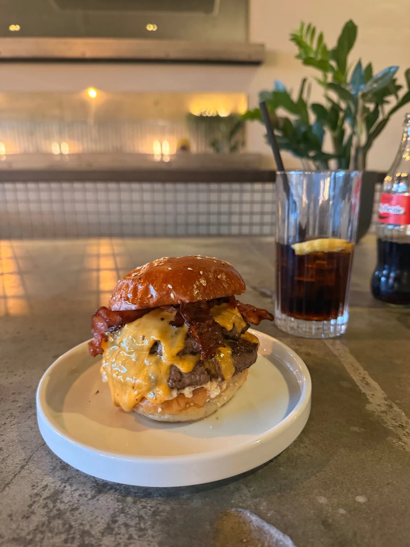 Burger dish